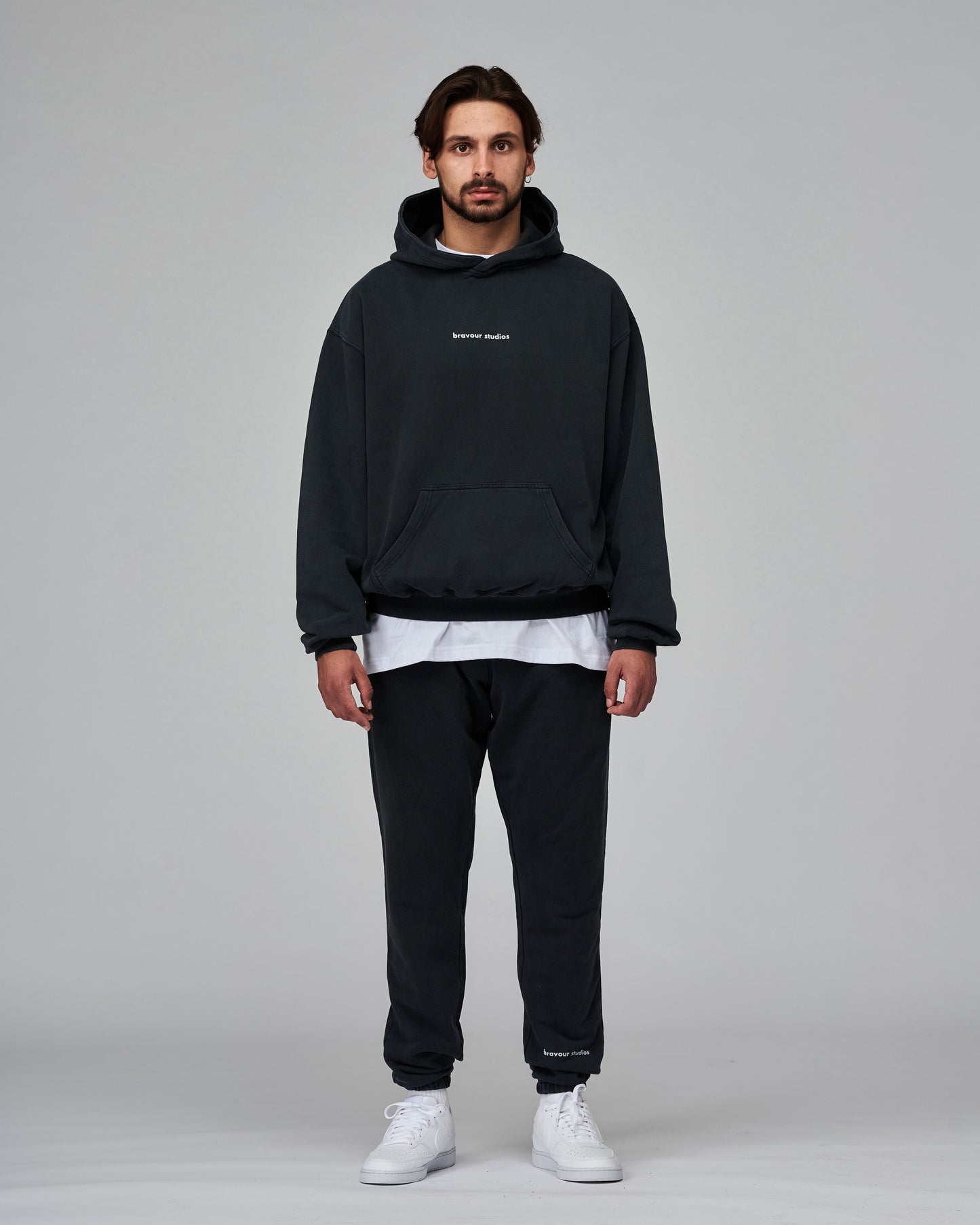 Essential Sweatpants Black washed